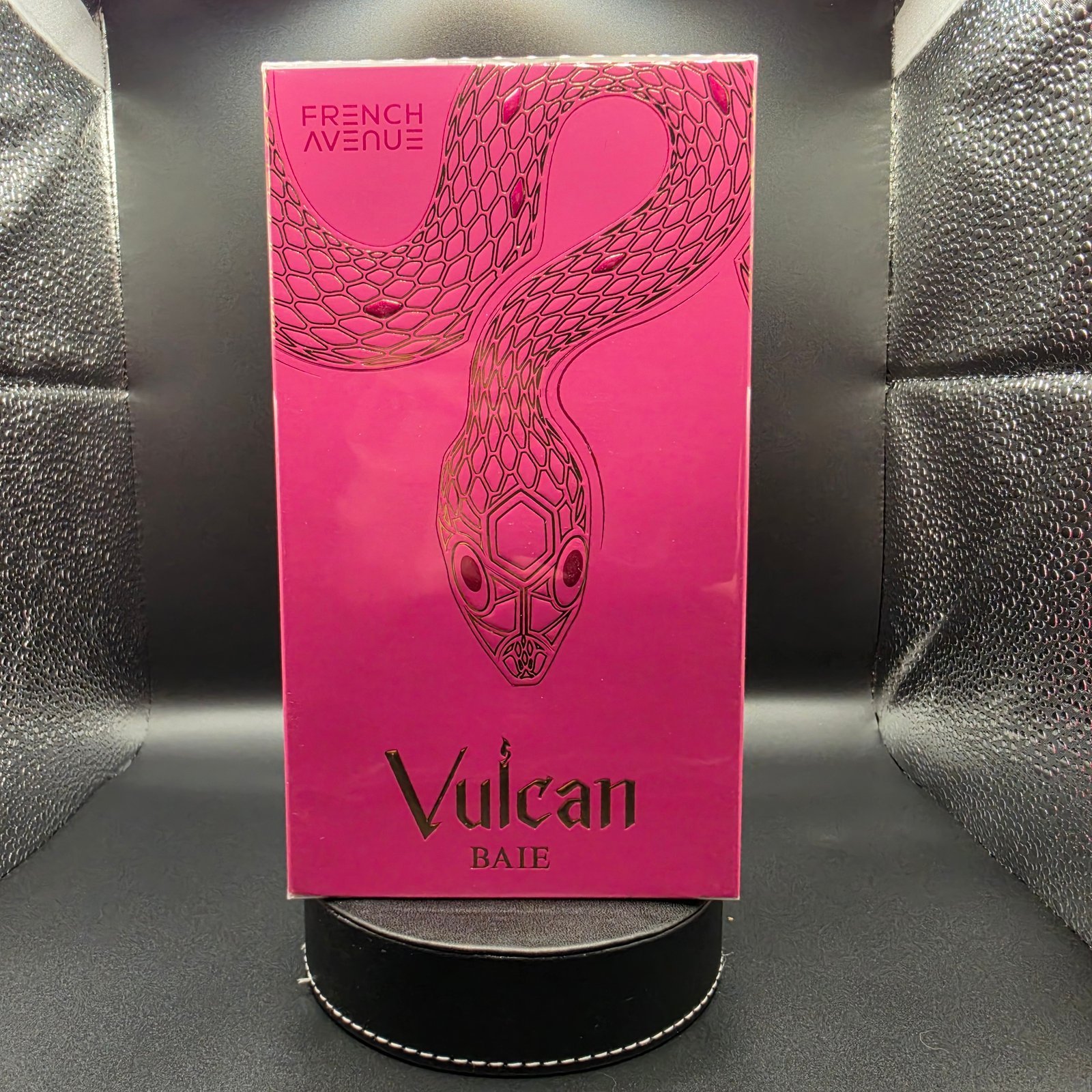 Vulcan Baie French Avenue
